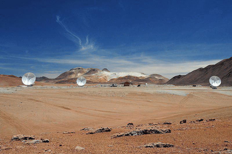 радиотелескопы в пустыне Атакама (Чили)